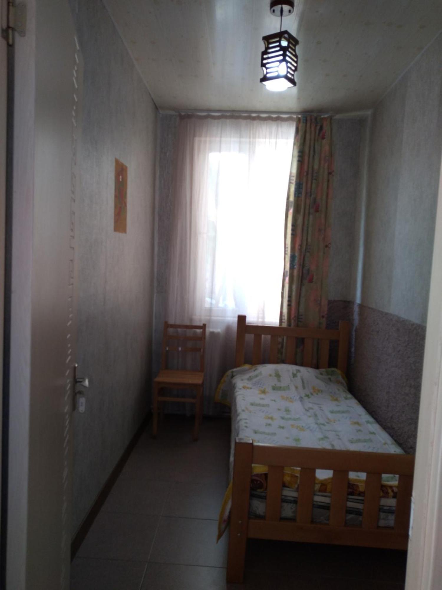 Guest House Barbi バトゥーミ 部屋 写真